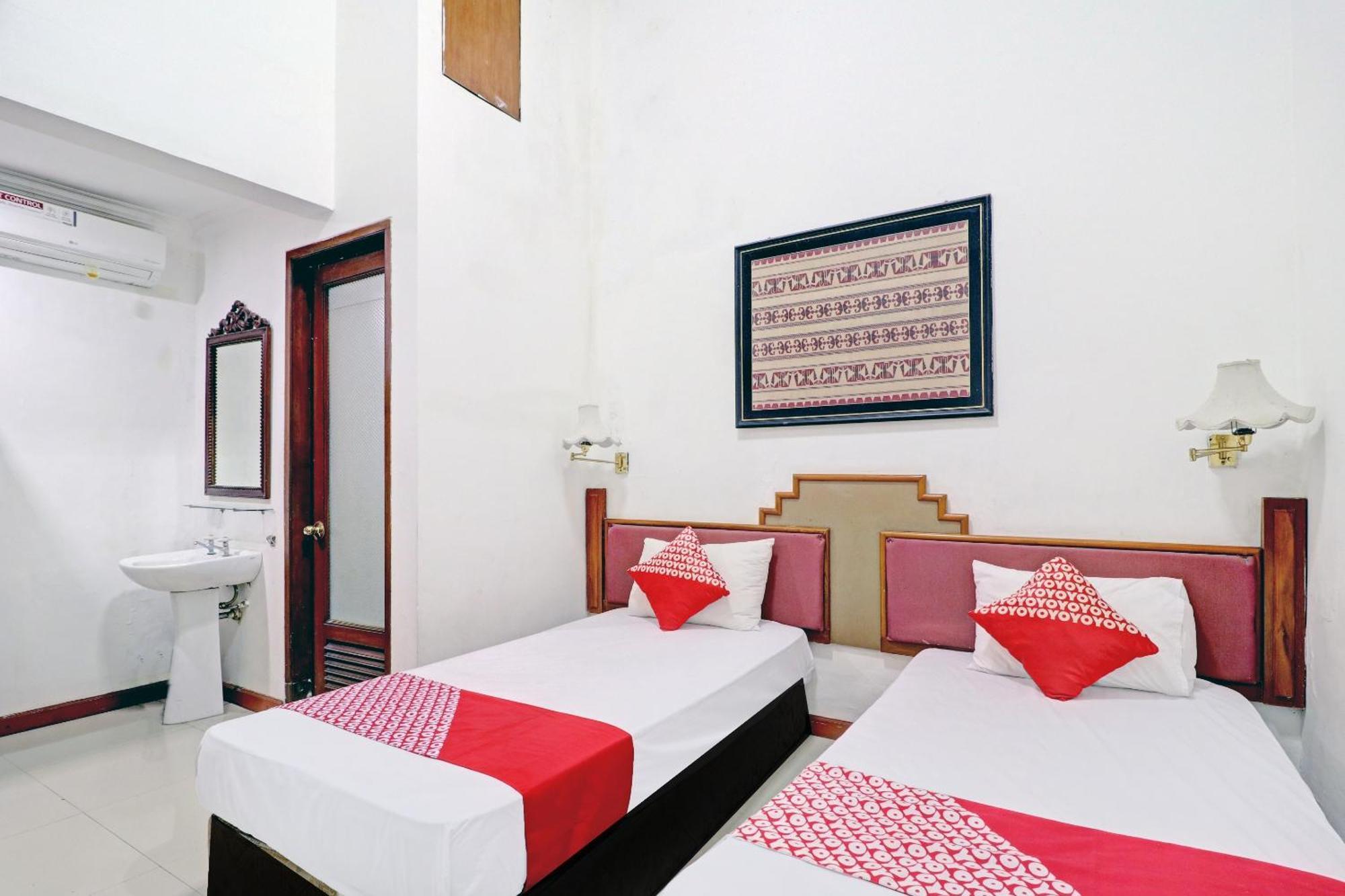 Hotel O Bandung Near Stadion Siliwangi Formerly The Ethnic Hotel Bandung Exterior foto
